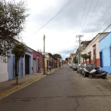 Casa Comoda Con Patio A 4 Cuadras De La Catedral. Oaxaca ภายนอก รูปภาพ